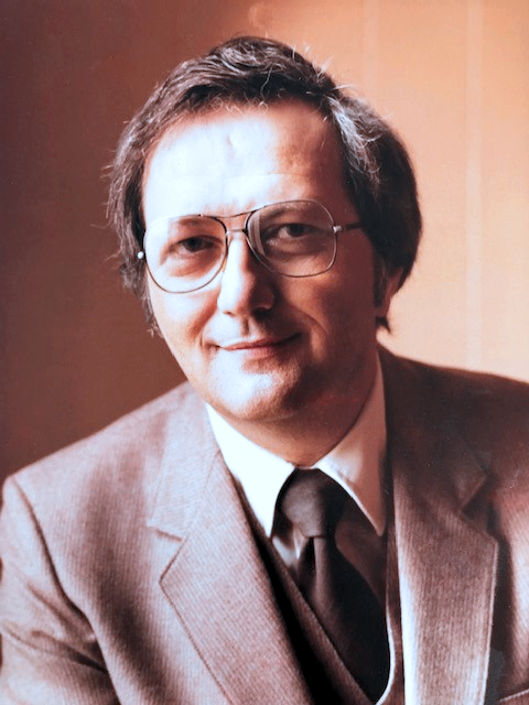 Roger  Béland 